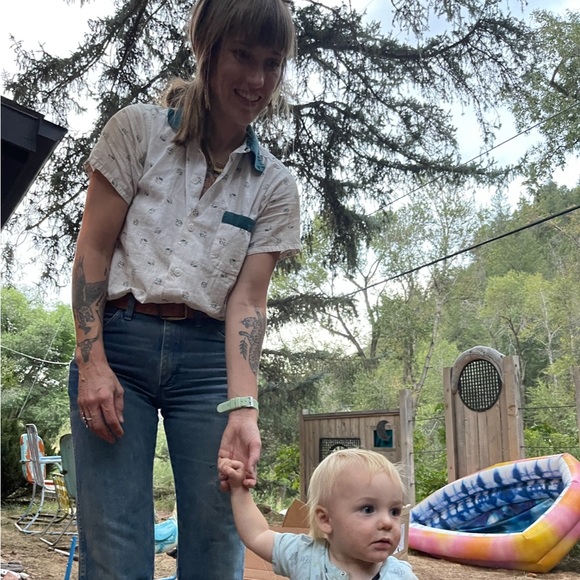 Meet your Posher, Julia - Picture 1 of 1